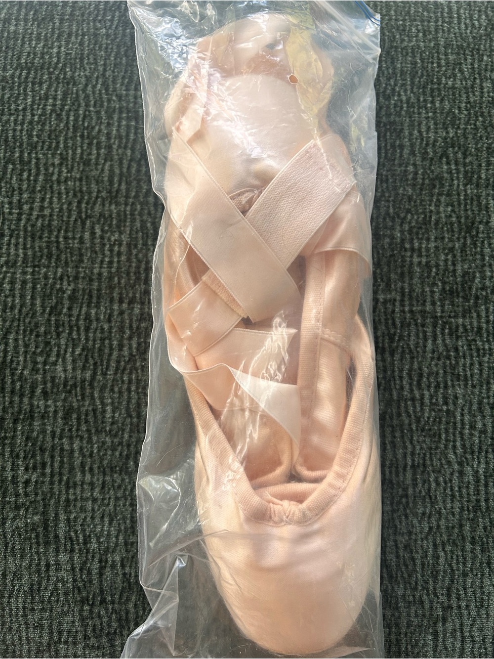 BLOCH Axis Ballet Pointe Shoes - Pink Satin Women's Dance Shoes 5.5